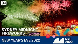 Sydney Midnight Fireworks | LIVE New Year's Eve 2022