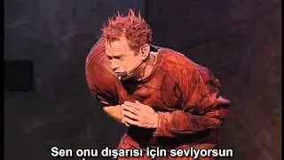 Notre Dame de Paris Müzikali (1998) - Dren Que Le Monue Est Injuste (Türkçe Altyazılı)