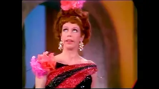 Carol Burnett sings and get wig snatched