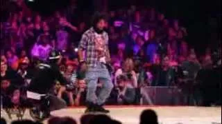 Les_Twins+(France)+vs+Lil'O+&+Tyger+B+(USA)+_+Juste+Debout+2011+Semi-Final+_+YAK+FILMS.flv