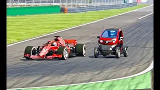 Ferrari F1 2018 vs Reanult Twizy Monster -  Monza