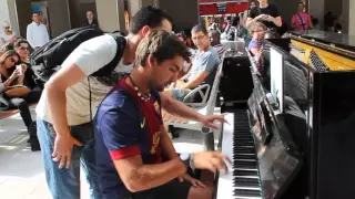 Strangers Playing Piano at Paris Train Station (HD) : Faith in Humanity Restored