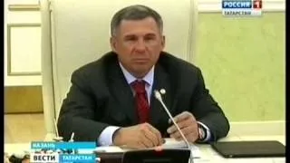 Дина Гарипова и Эльмира Калимуллина у президента РТ