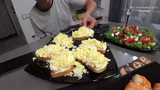 Гренки с яйцом и майонезом с чесноком . Быстрые бутерброды на праздничный стол . Рецепты