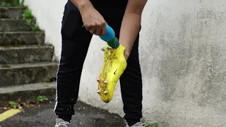 How To Clean Your Boots! - The Ultimate Cleaning Hack - Takes Less than 1 Minute!