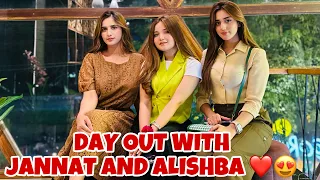 DAY OUT ☀️ WITH JANNAT MIRZA AND ALISHBA ANJUM ❤️  | VLOG BY RABEECA KHAN |