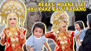 LUCU BANGET REAKSI MOANA Liat Aku Pake Adat Padang..!!