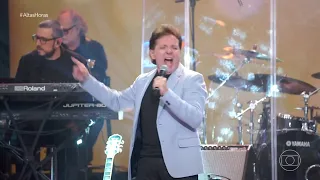 Gilliard canta "Aquela Nuvem" no Altas Horas (2024)