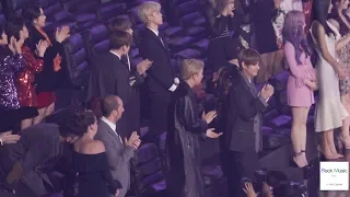 모모랜드 수상을 축하해주는 방탄소년단 (BTS)  [4K 60P 직캠]@181106 락뮤직