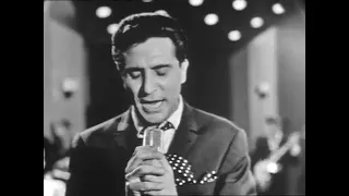 Gilbert Bécaud « L' Enterrement de Cornelius »