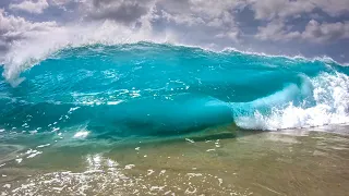 INSANE hawaii shorebreak!