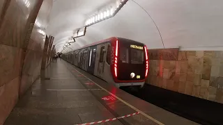 Станция метро Баррикадная Метро Москва /Metro Moscow 2021