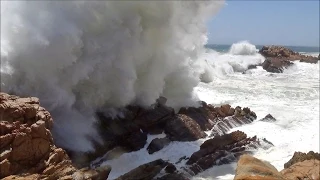 Big ocean waves crashing into rocks and exploding - HD 1080P