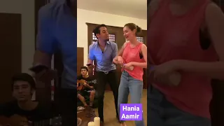 Hania Aamir ki Momin Saqib k sath Mastiyan