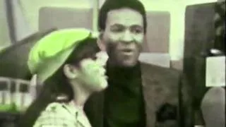 (BASS+VOICE) James Jamerson with Marvin Gaye & Tammi Terrell - Ain't No Mountain High Enough