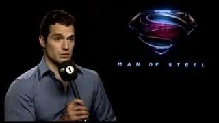 Henry Cavill AWKWARD interview with Nick Grimshaw.