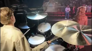 Ish Melton - This is amazing grace (drum live)