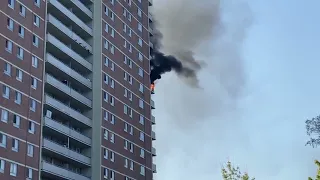 Toronto Fire Service Responding - Residential building fire on Jane st