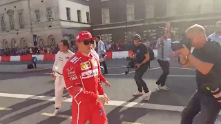 F1 Demo London 2017 - Kimi Räikkönen shaking Hands with the Fans
