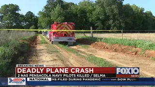 Two Navy pilots killed in small plane crash