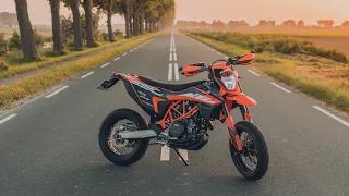 2023 KTM 690 SMC R