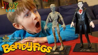 Unboxing Universal Monsters Bendy Figs Series 2 - The Noble Collection - The Mummy + Phantom / Chase