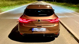 New RENAULT MEGANE 2021 (Facelift) at night - CRAZY LED lights, dynamic indicators & AMBIENT lights