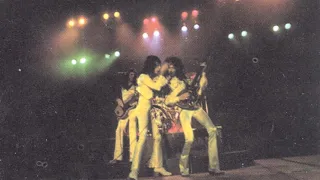 Queen - Bohemian Rhapsody ( Tokyo 3/22/1976 ) (A Upgrade)