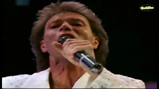 Cliff Richard   Some People live