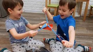 Тянущиеся игрушки superman and tygor, amazing stretchy fun