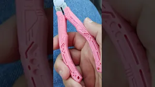 Neji-saurus Screw Pliers