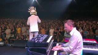Little L (live at Montreux 2003)