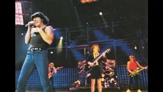 AC/DC- You Shook Me All Night Long (Live Hilton Coliseum, Ames Iowa, Dec. 4th 1990)