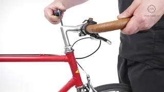 Einstellen eines Fahrradlenkers, der an einem Gabelschaft mit Gewinde befestigt ist