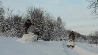 Длинные бураны в глубоком снегу.