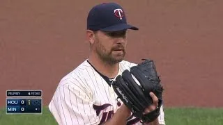 HOU@MIN: Pelfrey strikes out Altuve to start the game