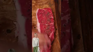 Martha Stewart VS Gordon Ramsay Steak!