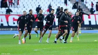 خبير اللوائح الخاصة بالاتحاد الدولي لكرة القدم يصدم جماهير اتحاد العاصمة بعقوبات من جانب الكاف