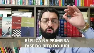 Há uma "réplica" na primeira fase do rito do júri?