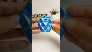 Easiest Magic Snake Cube Stand 🧩 #shorts