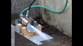 Liquid-fueled rocket engine test fire