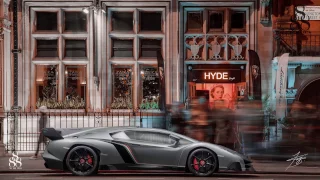 #888Cars - £6 Million Veneno Lamborghini Girls - Causing Chaos on the streets of London