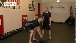 Škola síly (24) Swing – centrum kettlebell vesmíru | KB5