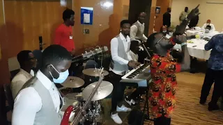 D'LAMB LIVE PRAISE IN TRASCORP HILTON ABUJA (AGAM EWERE NDU M JERE YA OZI)