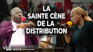 Gad valè distribisyon ki fèt nan yon Sentsèn non, gen gras wi nan Bondye, franchman ou pa ka pa beni