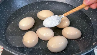 When cooking eggs, add this step, the shell will fall off when you touch it,  fragrant and tender