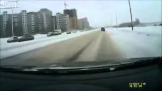 NEW scary car accident on icy road in Russia!ДТП аварии