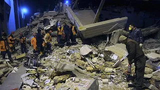 Un terremoto deja al menos 22 muertos y 1.000 heridos en Turquía