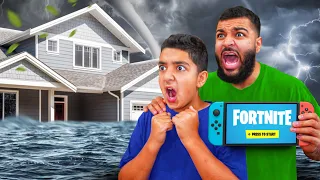 We Survived A THUNDERSTORM and Played Fortnite ⛈️