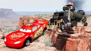 Episode 13 - PIXAR CARS - Fury Road - The Mad Rig VS Lightning McQueen in BeamNG.drive